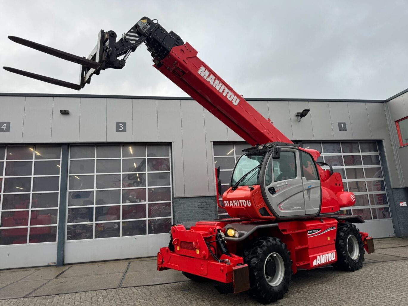 7925F7E2 15F2 4C9F A650 90F8B5BA2A90